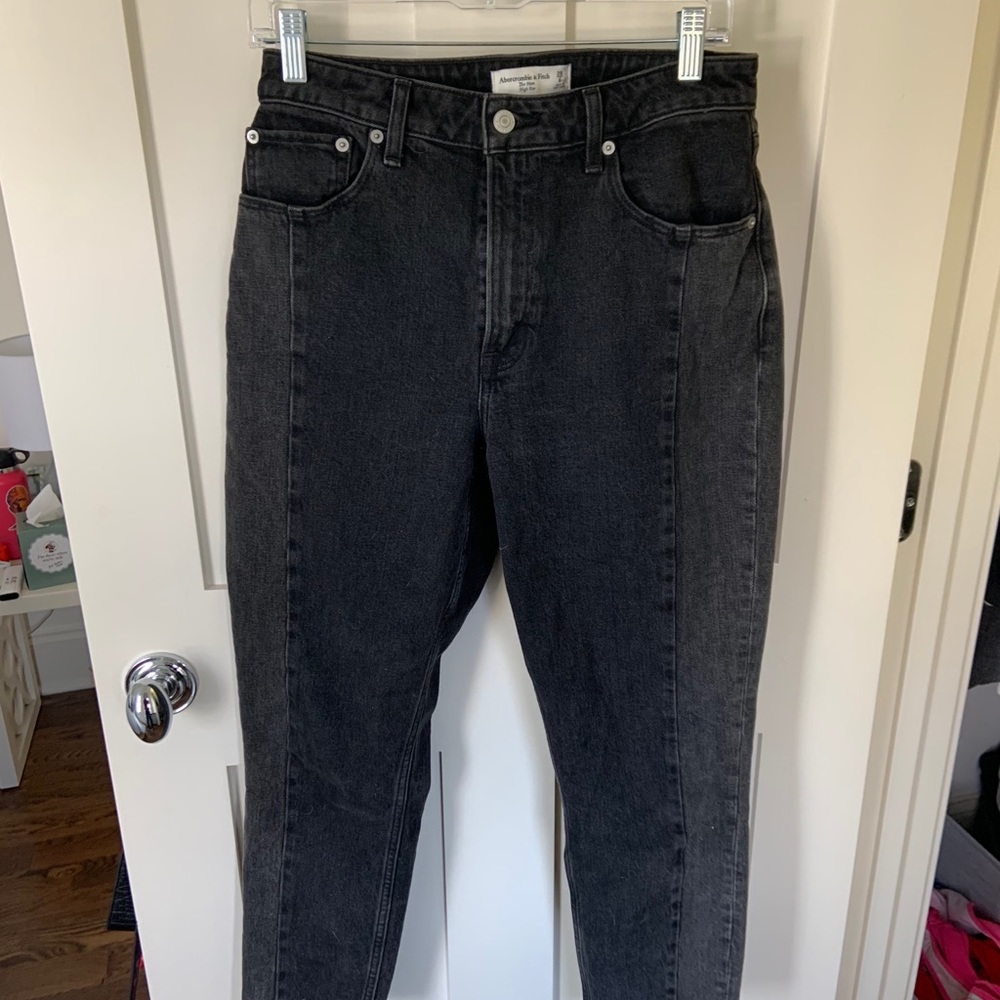 Abercrombie & Fitch Curve Love Mom Jeans